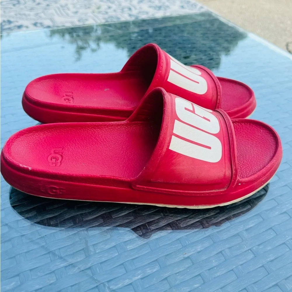 Mens UGG Slippers Size 9 Red/White